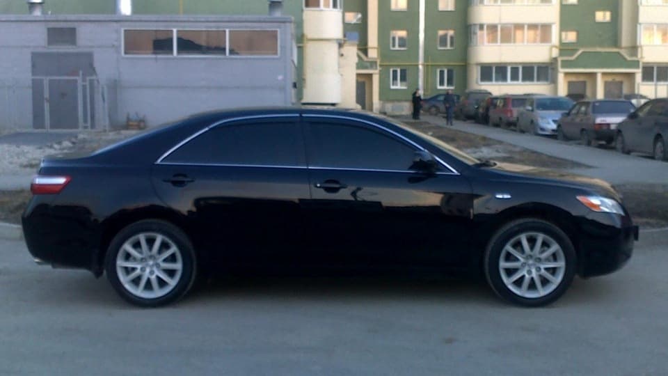 Toyota Camry 1