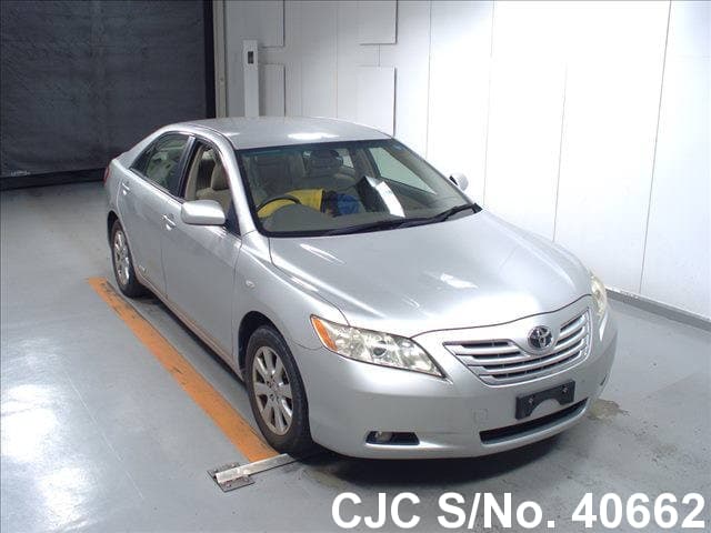 Toyota Camry 2